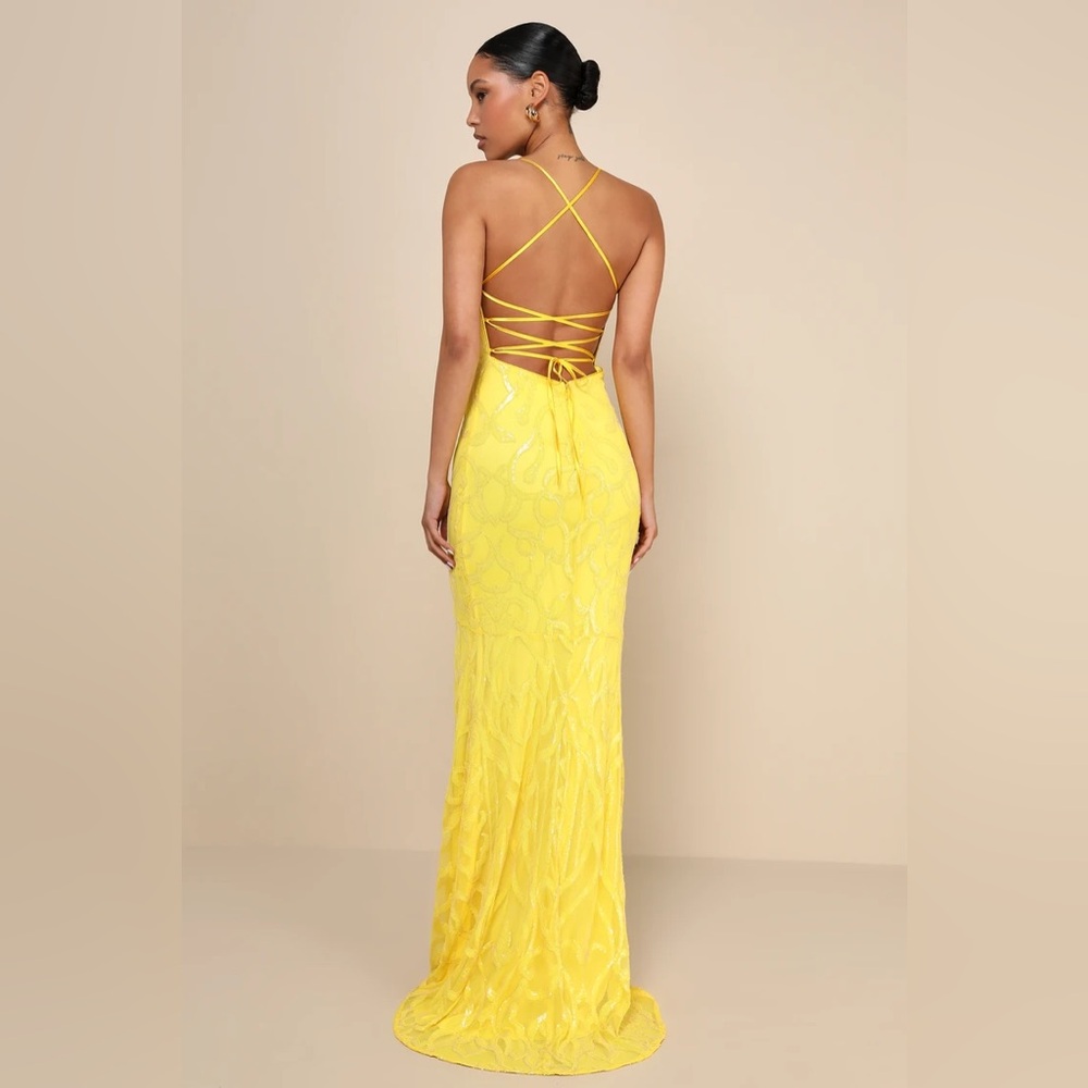 Beautiful formal yellow dress ✨